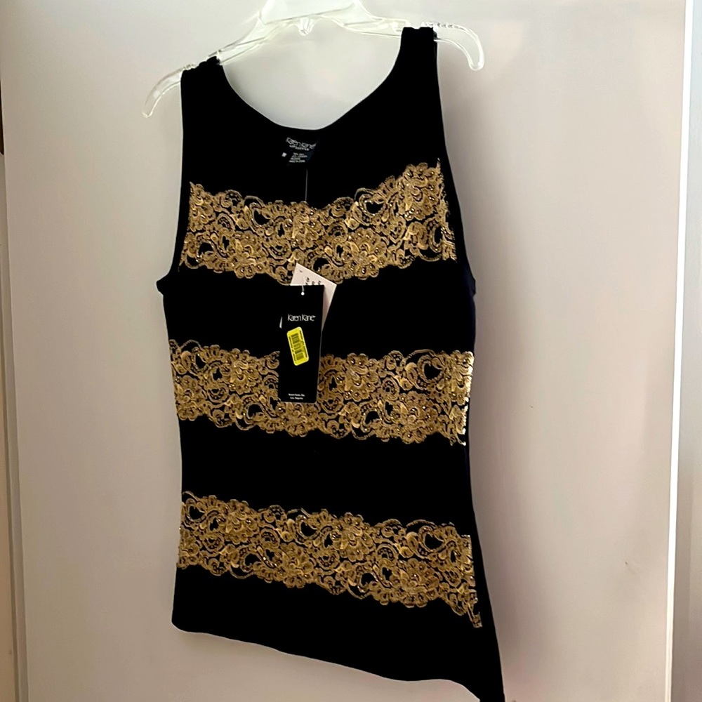 Karen Kane top